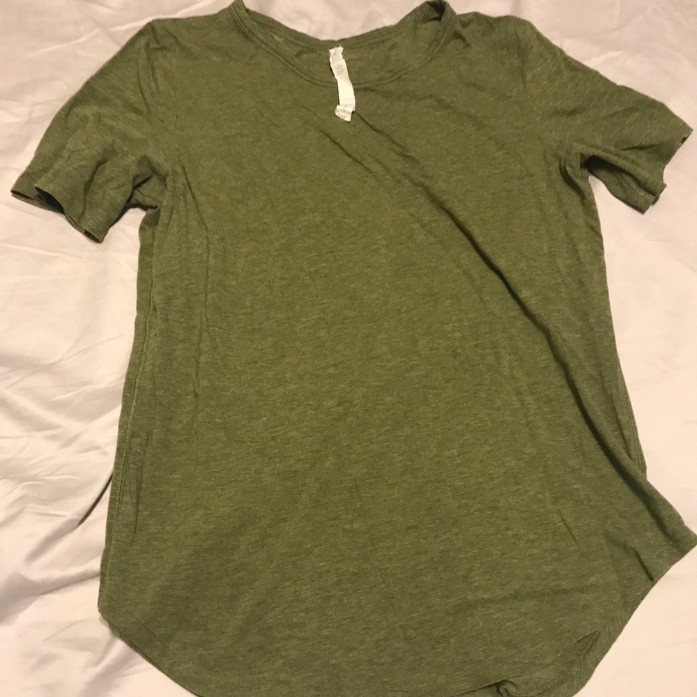**USED** Lululemon green top