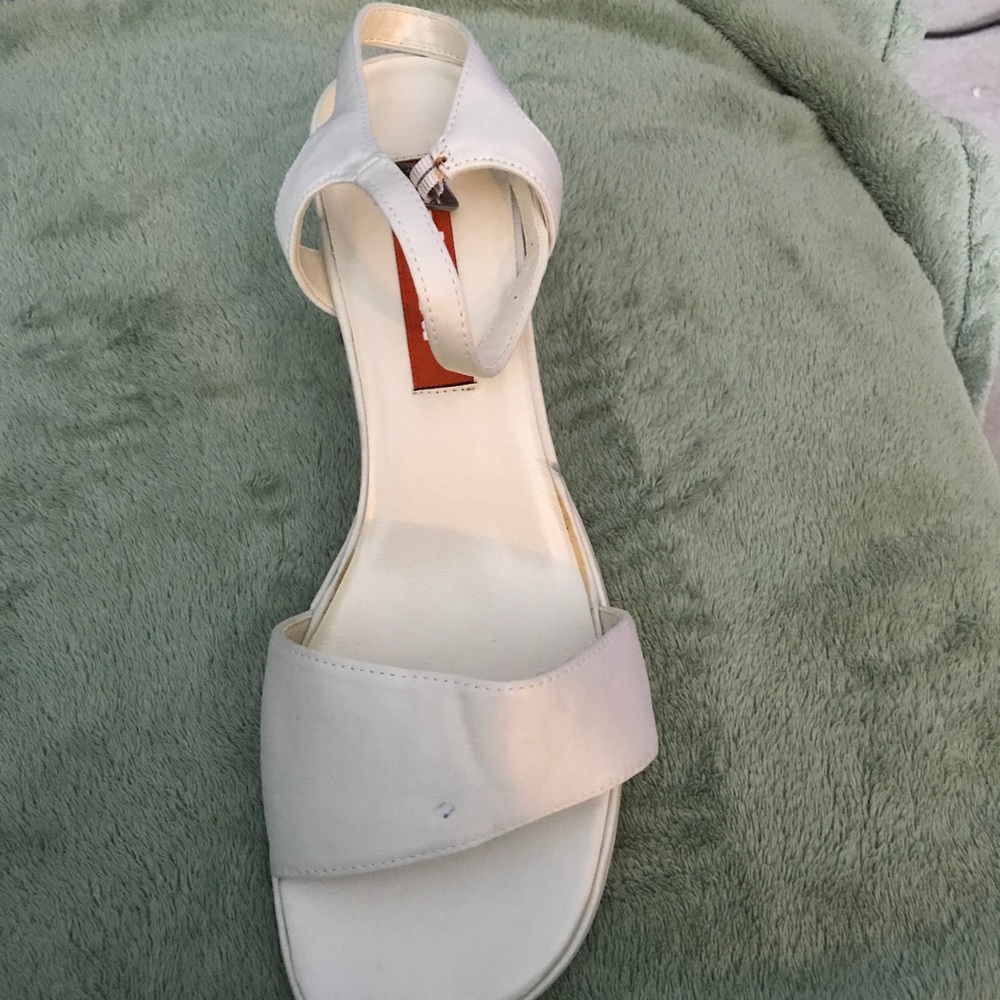 Lady's shoes