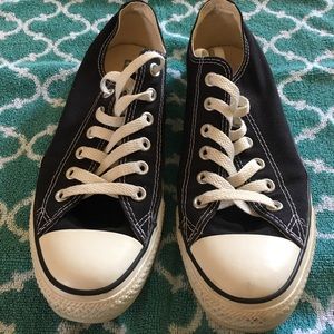 Converse Classic Black & White