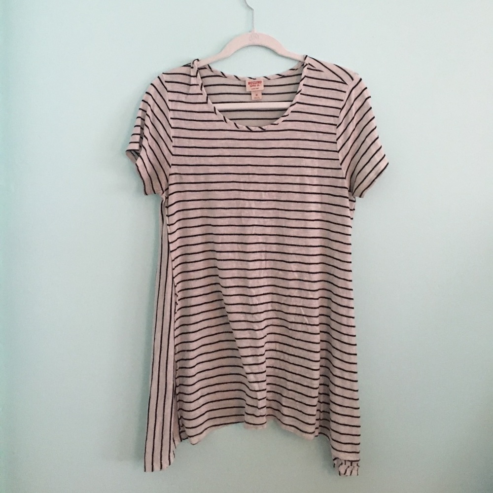 🎄MAKE AN OFFER🎄 Mossimo striped tunic tee shirt