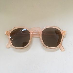Pink translucent vintage round sunglasses