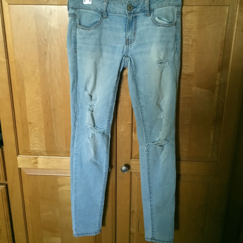 American Eagle Outfitters Super Skinny Jeggings.