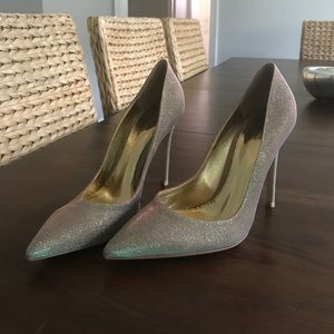 Stunning Metallic Gianvito Rossi Shoes
