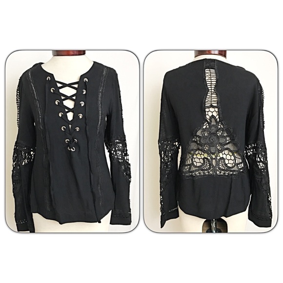 💥HOTSALE💥Head Turning Lace Up Top Blouse Sold - Picture 7 of 8