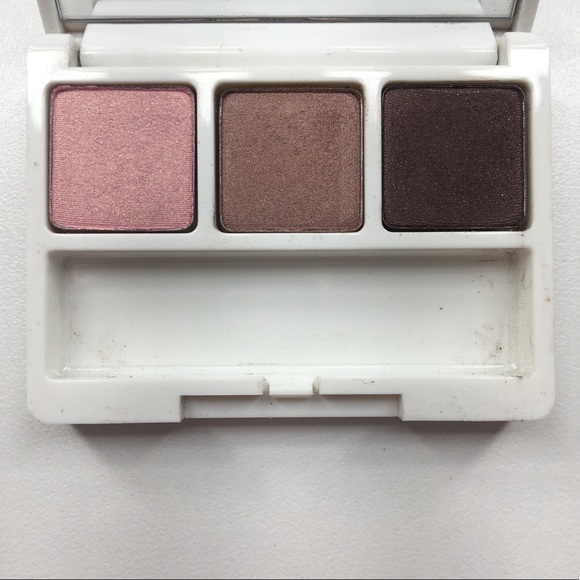 Clinique all about shadow eyeshadow trio - Picture 3 of 5