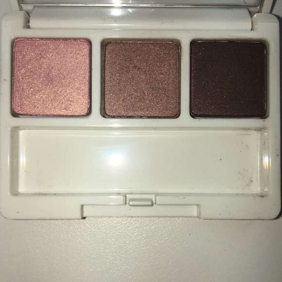 Clinique all about shadow eyeshadow trio - Picture 4 of 5