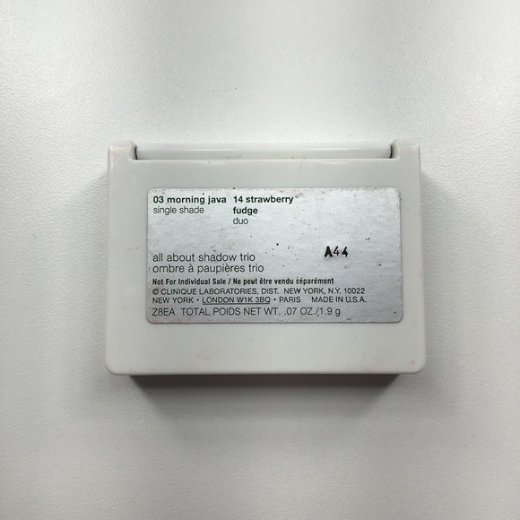 Clinique all about shadow eyeshadow trio - Picture 5 of 5