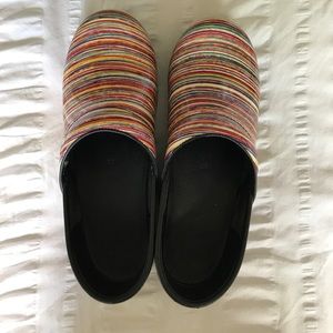 Dansko clogs size 37 women's