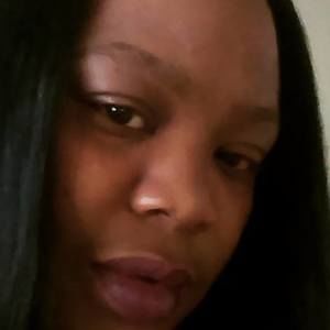 Meet your Posher, Monique
