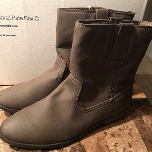 Women's Boots