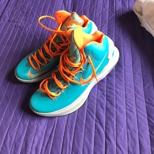 KD V “Easter”
