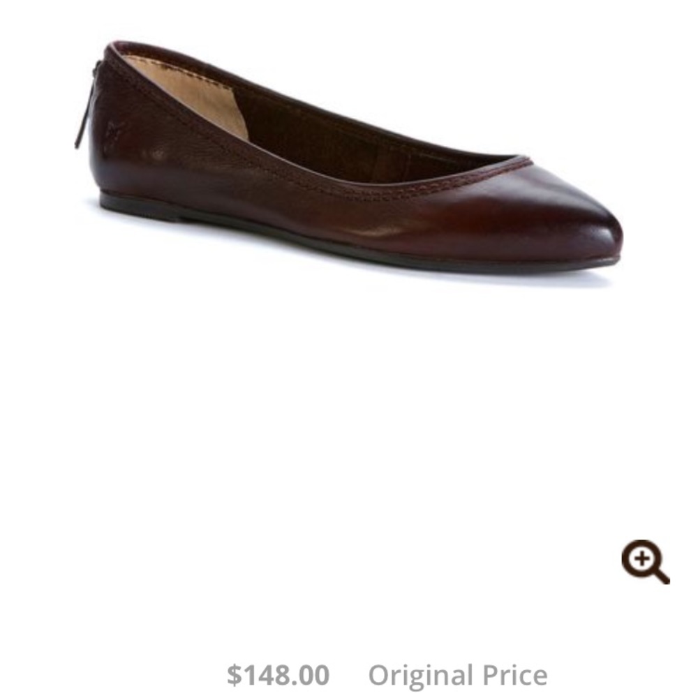 Frye Regina Flat