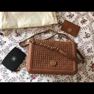 Brand new with out tag Tory Burch shoulder bag