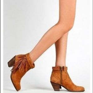 Sam Edelman Louie suede boots