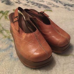 Vintage Brazilian Buckle Wedges | Sonho Dos Pés