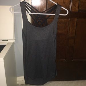 Lululemon top