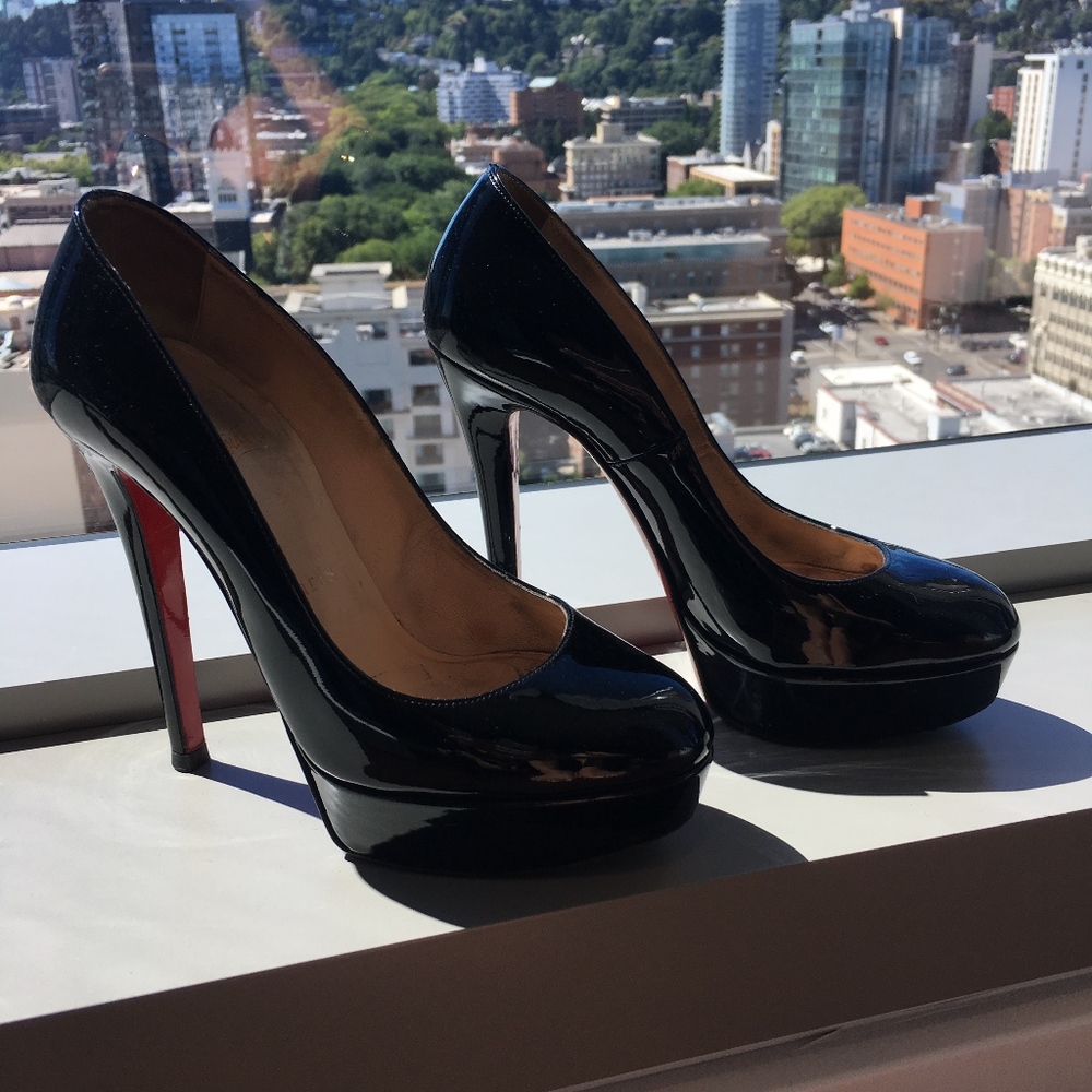 Christian Louboutin Bianca 140 Patent Black