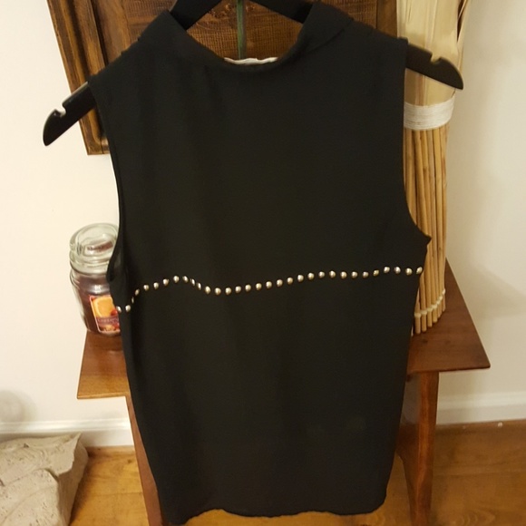 Black button down shirt - Picture 4 of 6