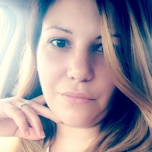 Meet your Posher, Ana