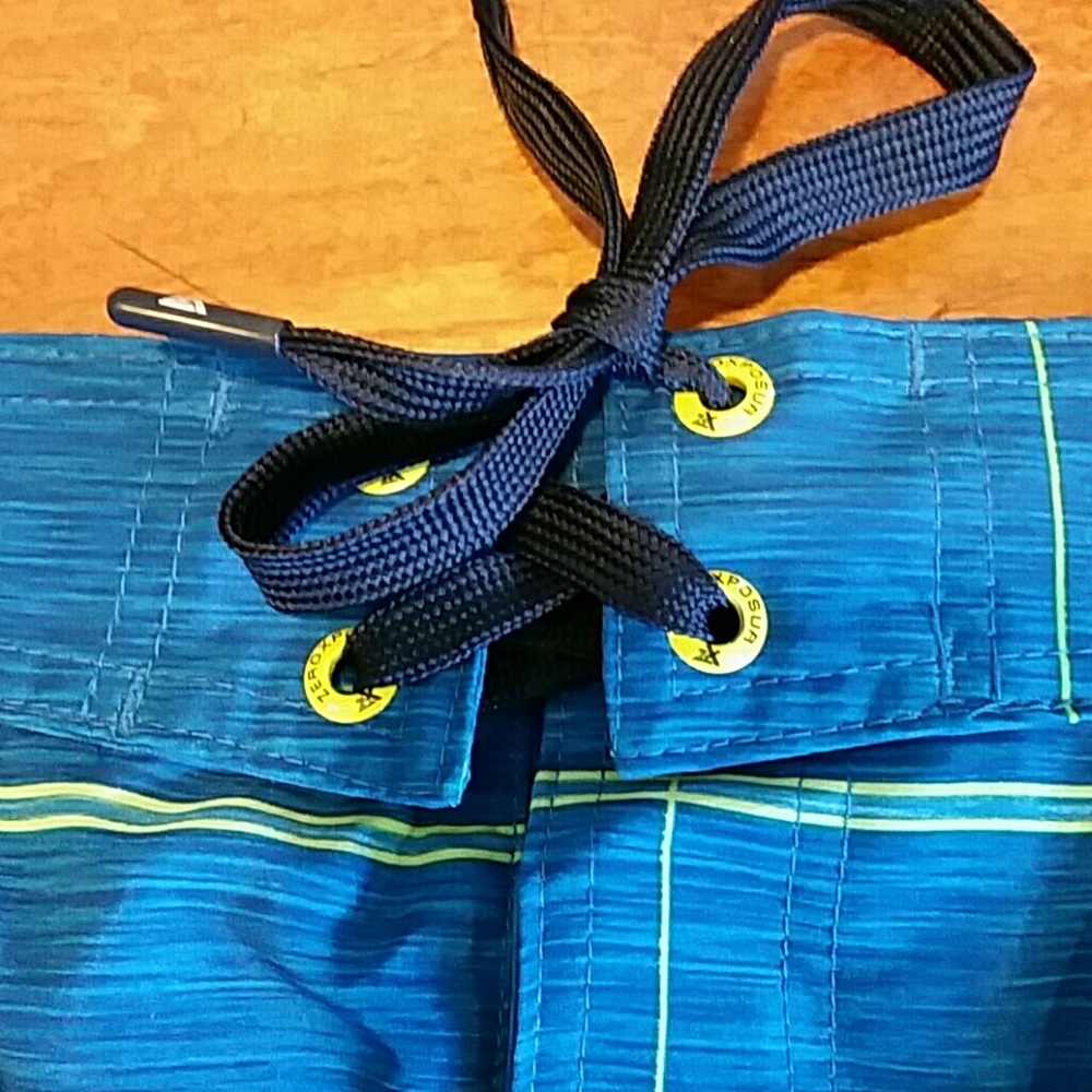 Zeroxposur swim trunks - Picture 3 of 6