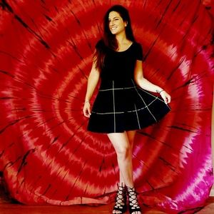 DKNY pleated vintage skirt