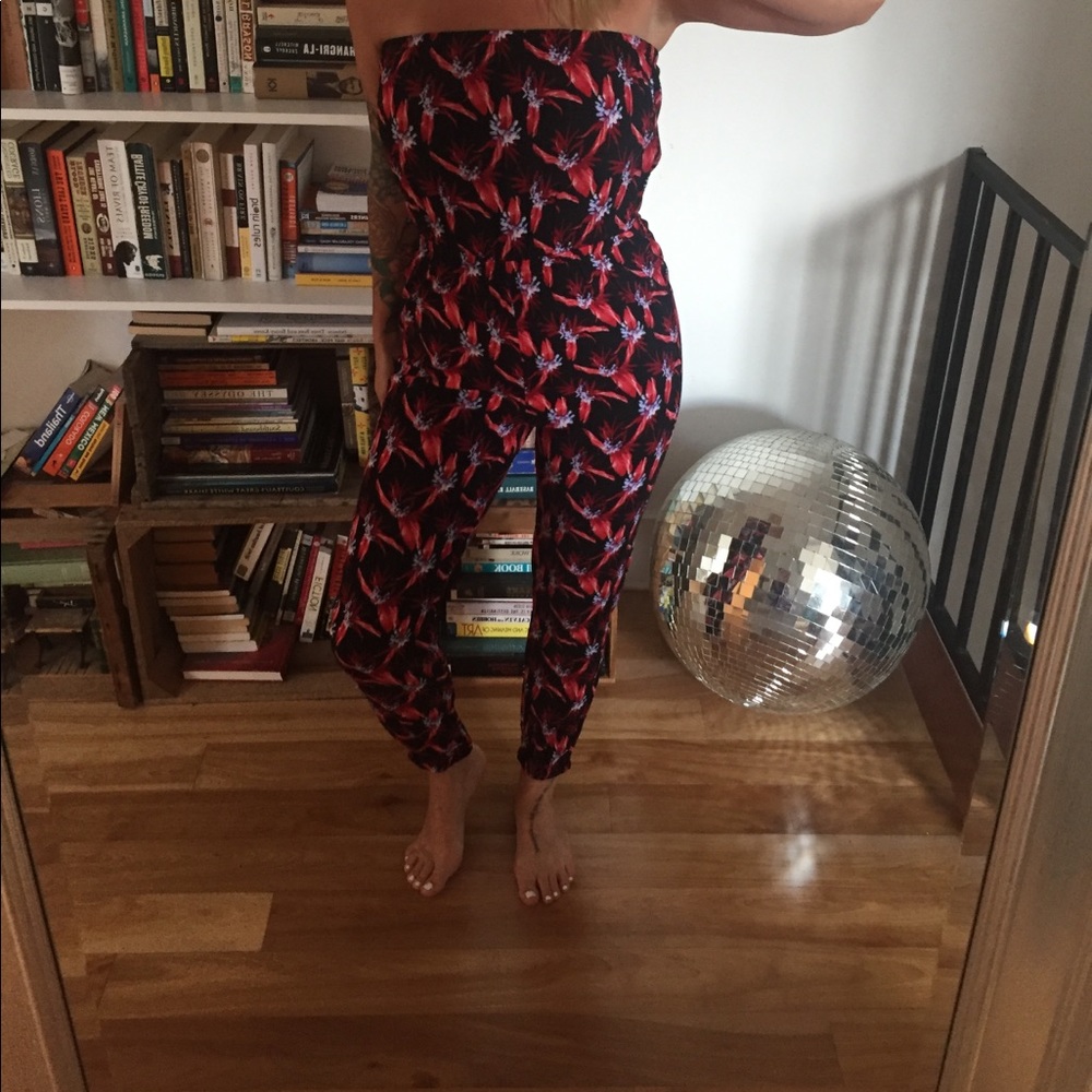 Wildfire romper jumper flower print size 2