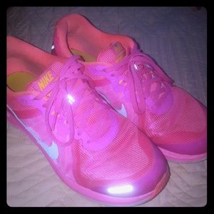 Dual Fusion Bright Pink Nikes