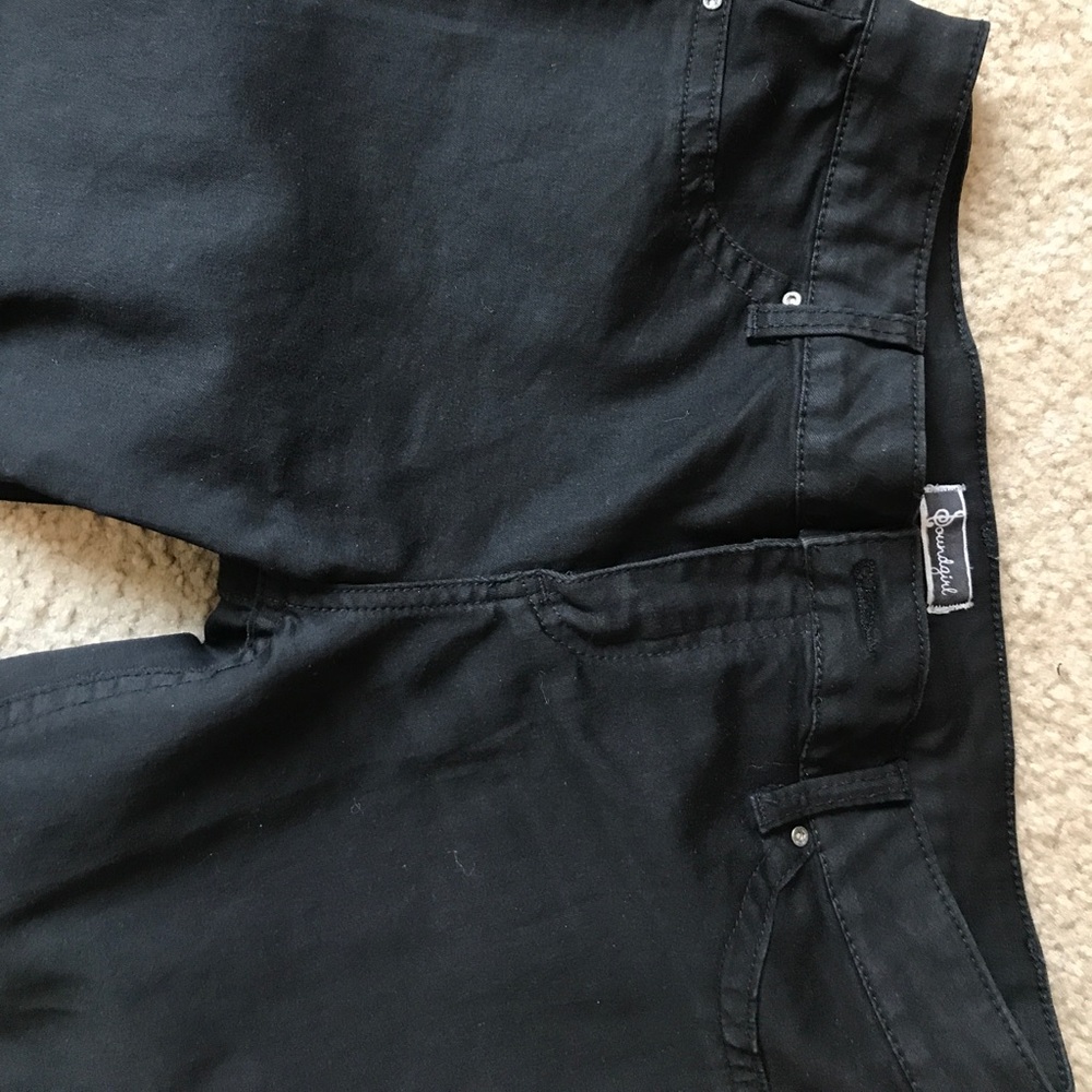 Jeans - Picture 2 of 3