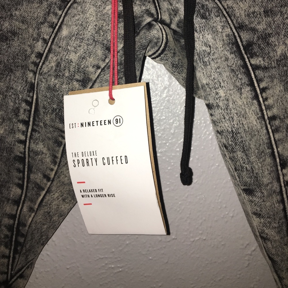 Pants - Picture 3 of 8