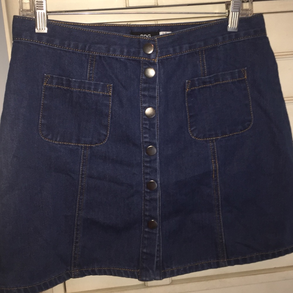 BDG jean button down skirt with two front pockets