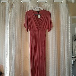 V-Neck Short Sleeve Hi-Low Maxi Dress