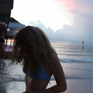 Meet your Posher, Sierra