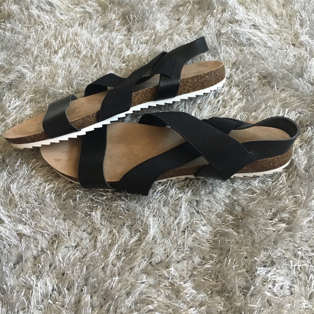 Sandals - Picture 3 of 3