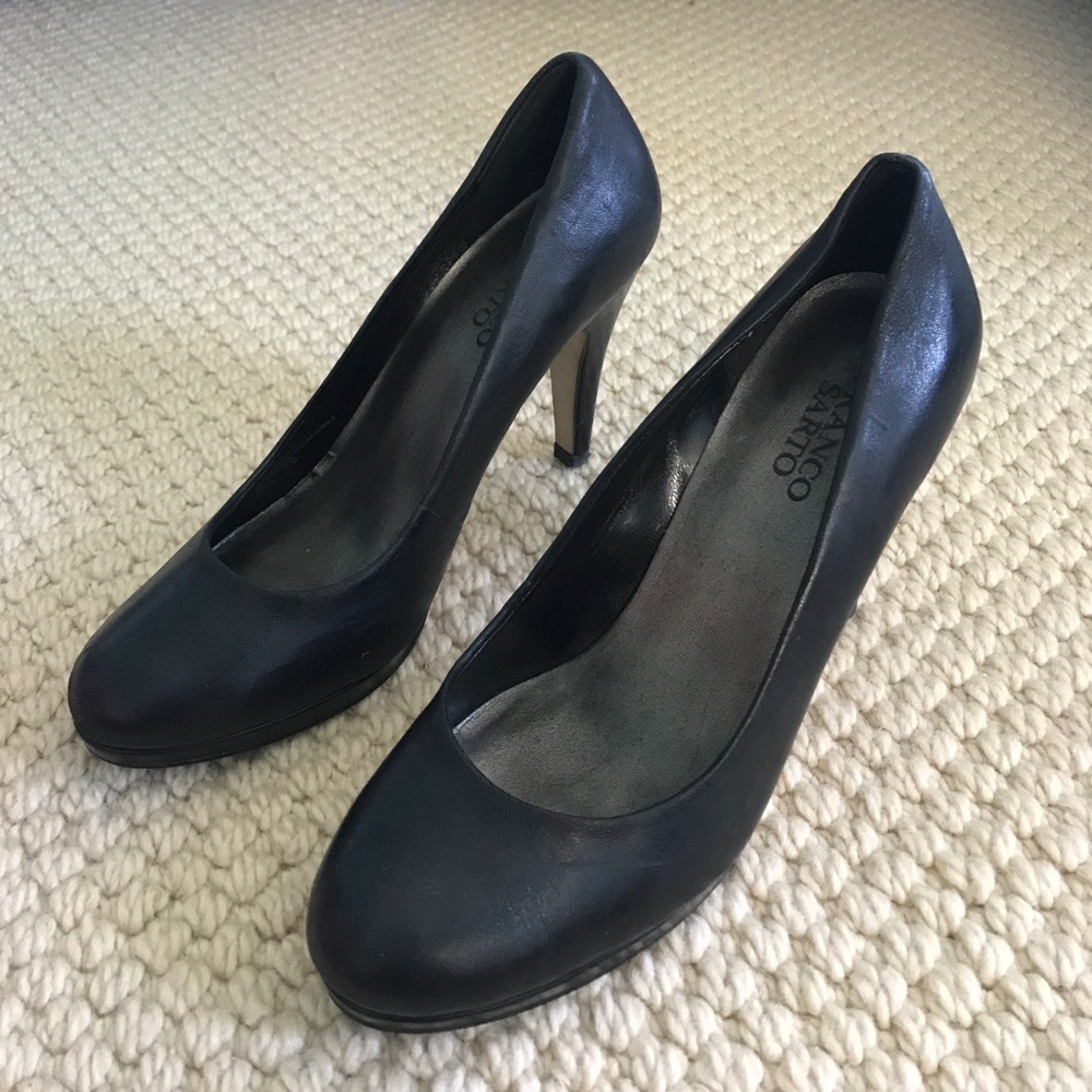 Franco Sarto black leather pumps