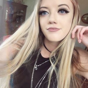 Meet your Posher, Kaitlyn