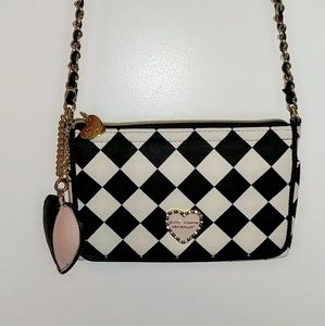 TAKING REASONABLE OFFERS Betsey Johnson Crossbody