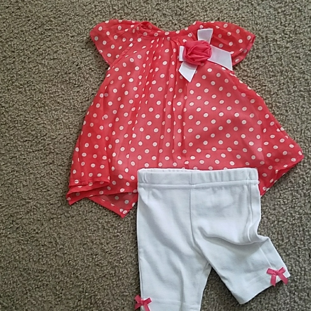 Baby essentials outfit