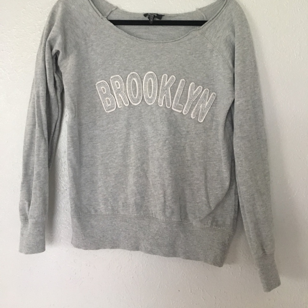 Sweater - Picture 2 of 8