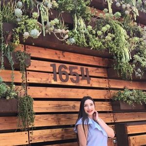 Meet your Posher, Venecia