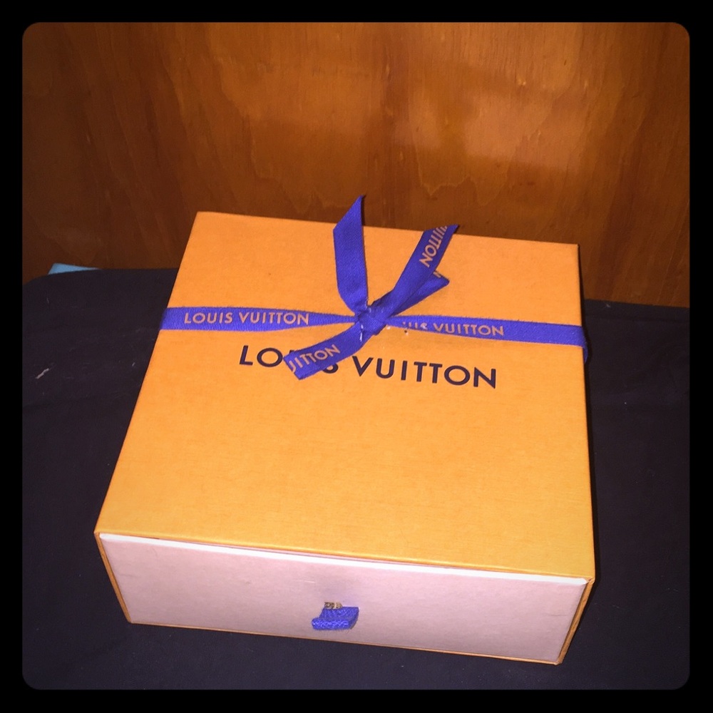 Louis Vuitton Box and ribbon