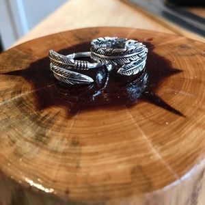 Sterling silver feather ring