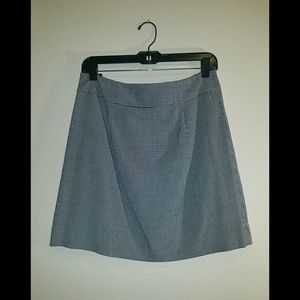 The Limited houndstooth mini skirt size 6