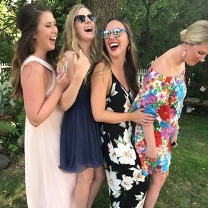 Meet your Posher, Caitlin