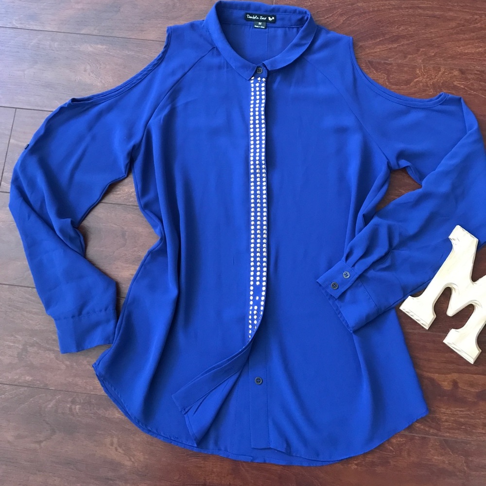 Double Zero Studded Cold Shoulder Long Sleeve Top