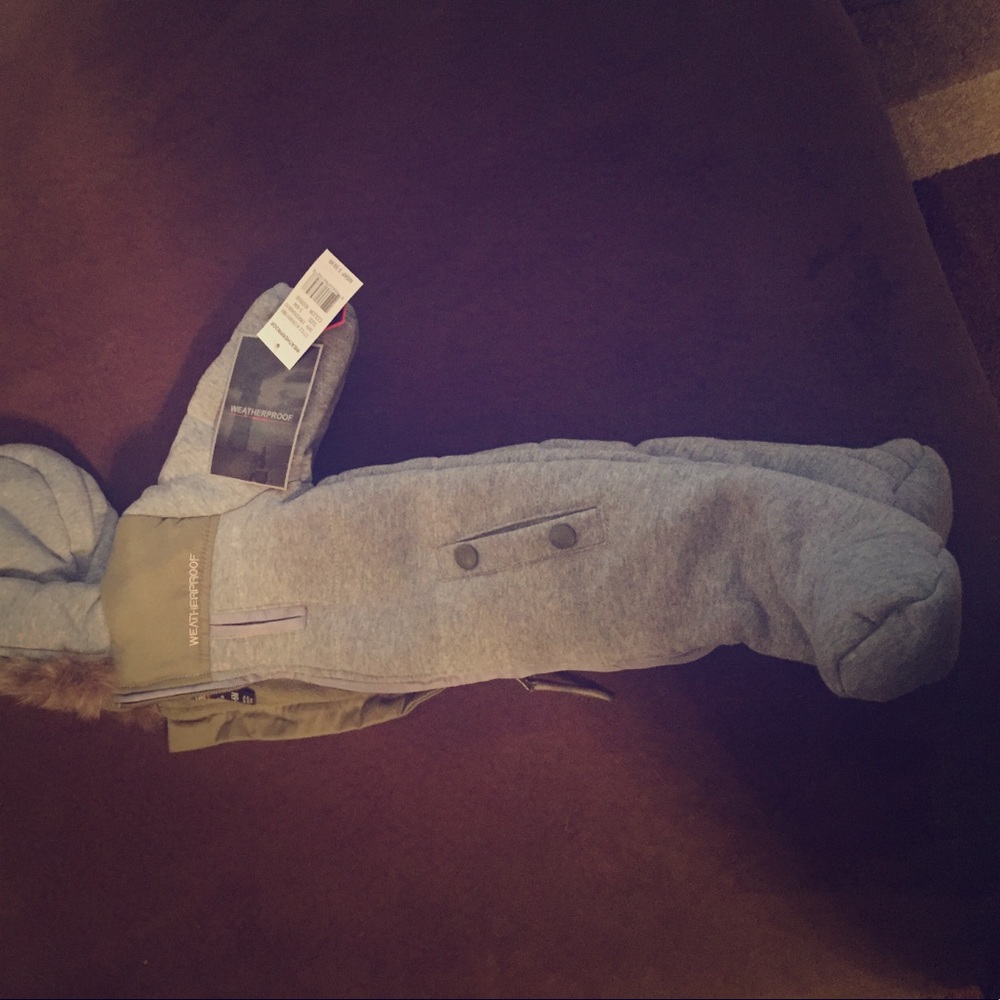 Weatherproof baby snow suit