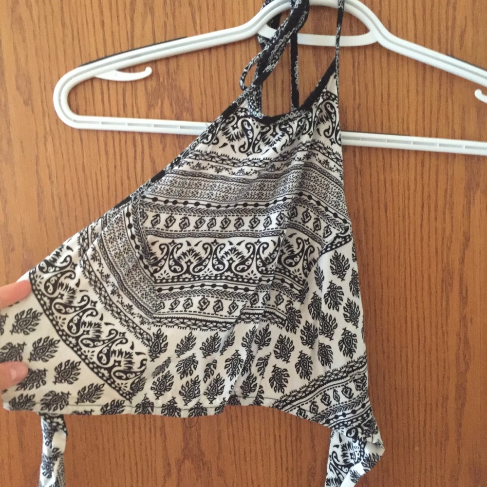 Boho patterned backless tie top