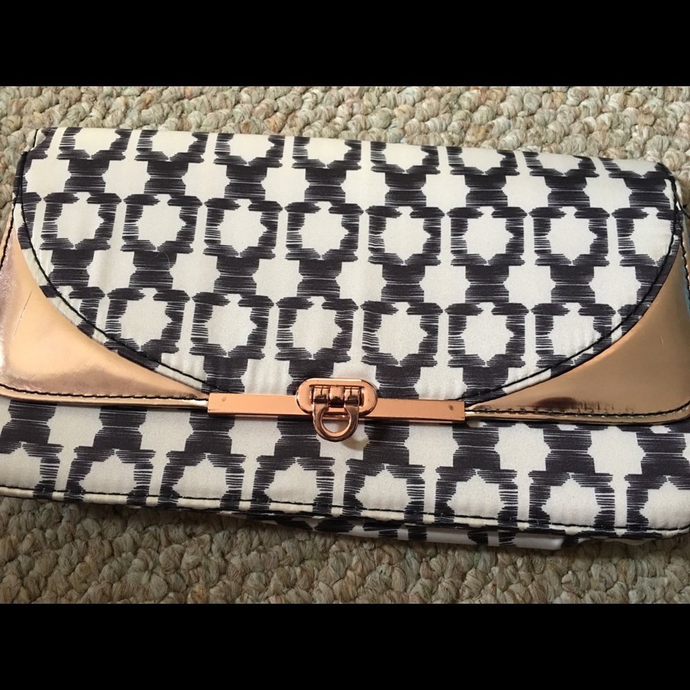 H&M clutch