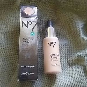 No 7 Airbrush Away Foundation