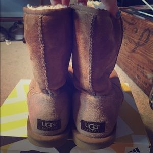 WOMENS SIZE 9 TAN UGGS