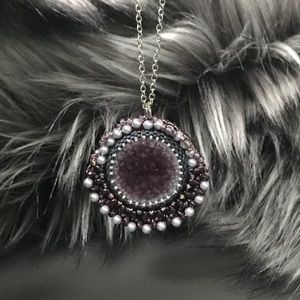 NWOT SWARVORSKI Crystal Pearl & Ceramic Pendant